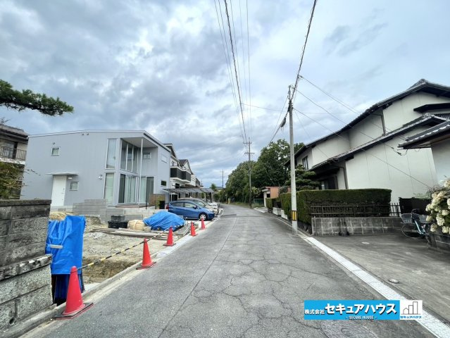 【同施工物件ご案内可能】知多市八幡字曽山　全1棟の前面道路含む現地写真|事前予約にて現地ご見学いただけます！お気軽にお問い合わせください♪
■株式会社　セキュアハウス■
住宅ローンに強く、知識、経験豊富なスタッフ在籍
お客様に寄り添い、ご成約後もサポート致します