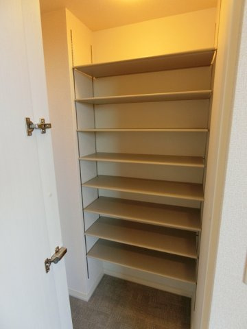 リヴェール湘南の玄関|玄関収納