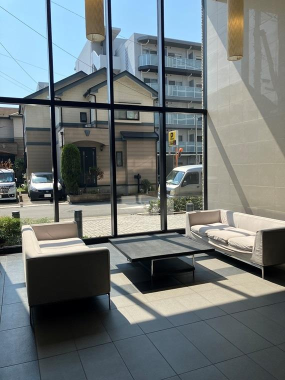 シティテラス川崎鈴木町ガーデンズのロビー