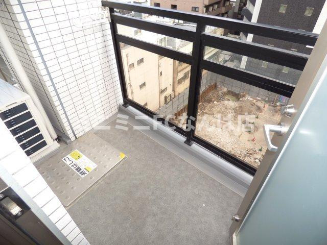 オリエンタル南堀江のバルコニー