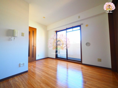 【居間・リビング】 | 桜木町堂ノ下マンション | 別部屋参考写真