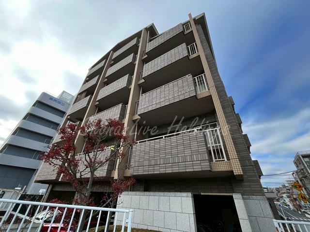 クラージュKAMAKURAYA