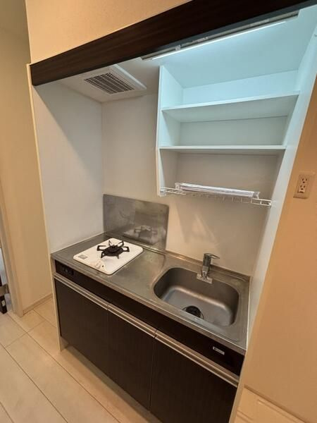 横浜市港南区大久保２丁目のアパートのキッチン