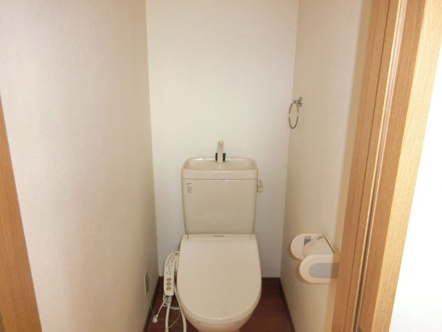 メゾネット田主丸のトイレ