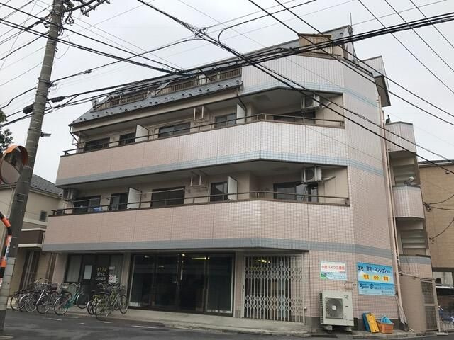 小宮ハイツ三番館の外観
