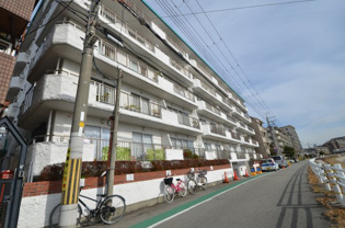 仁川グランドハイツの外観