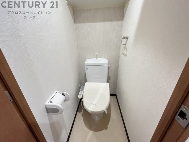 ウォシュレット付きのトイレです♪