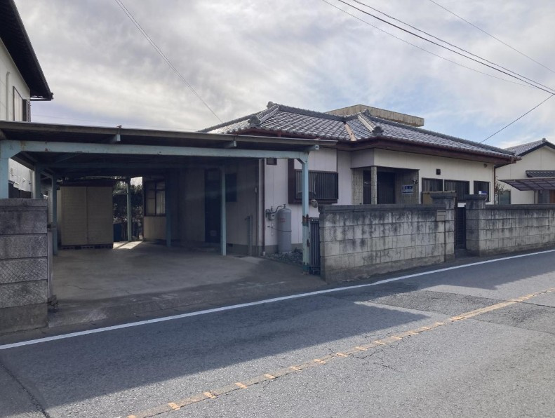 太田市 藪塚町（藪塚駅） 2階建 ６ＬＤＫの外観