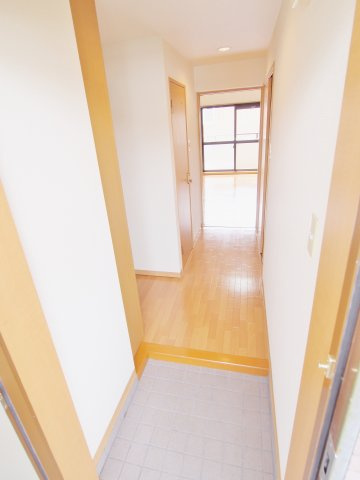エスポワール羽田の玄関