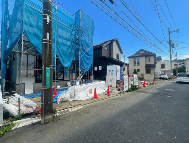 多摩市一之宮６期の前面道路含む現地写真