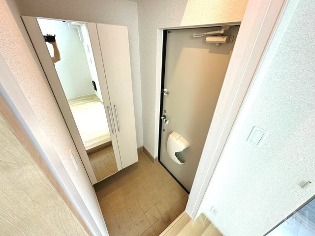 フィグ新栄 Ⅰの玄関|イメージ（同施工会社同一モデルの写真です）