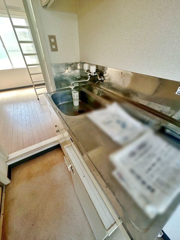 比企郡滑川町みなみ野２丁目のアパートのキッチン