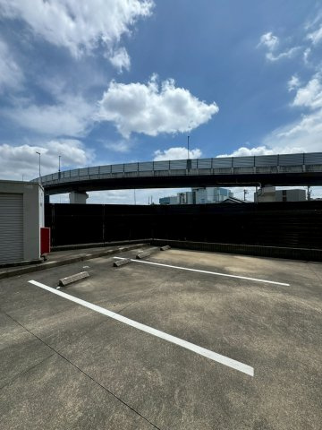 コートデリヴィエール上飯田　名古屋市賃貸　仲介手数料無料の駐車場