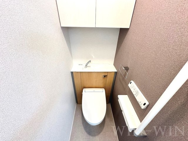 フィグ新栄 Ⅰの玄関|イメージ（同施工会社同一モデルの写真です）