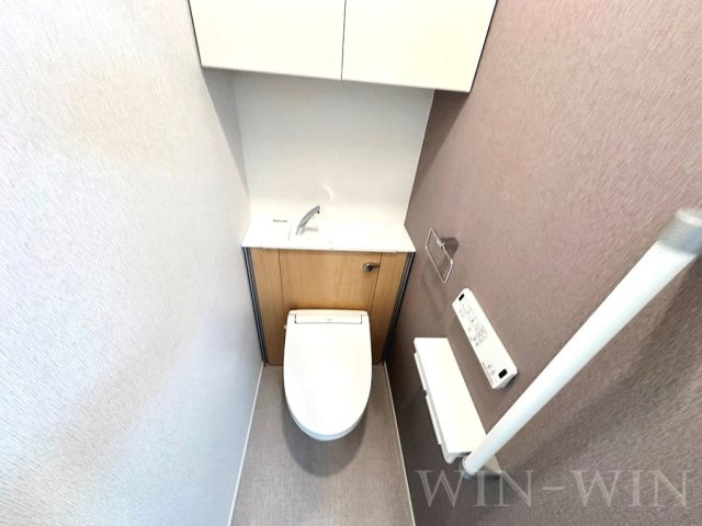 フィグ新栄 Ⅰのトイレ|イメージ（同施工会社同一モデルの写真です）