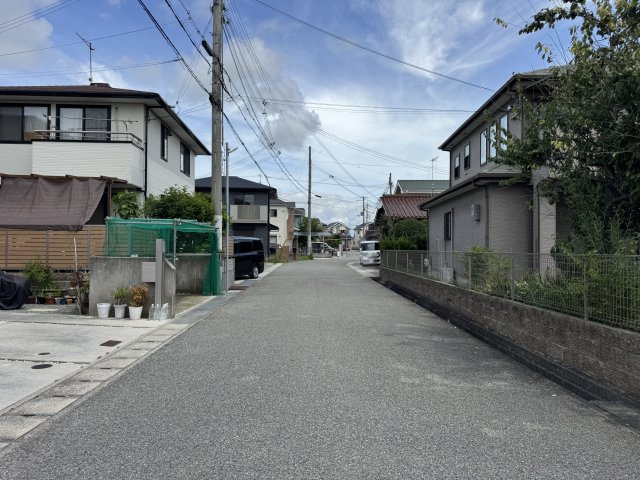 神戸市西区水谷２丁目戸建の前面道路含む現地写真