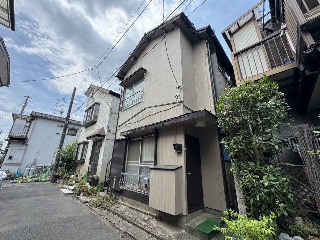 セトル栄の外観