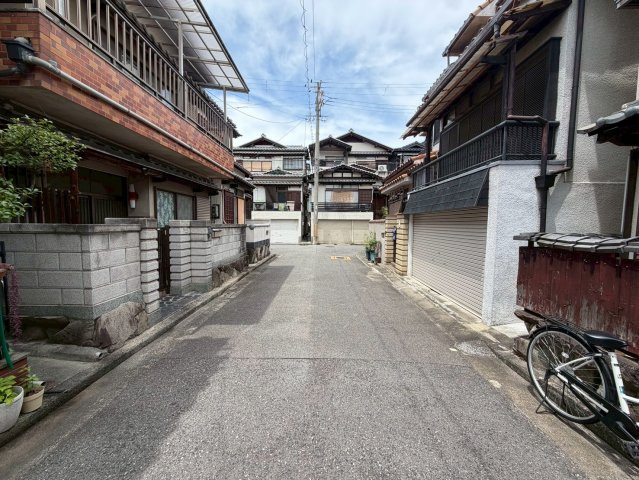 堺市西区草部土地の前面道路含む現地写真
