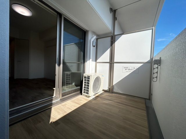 パルティール金山アネックス　名古屋市賃貸　仲介手数料無料のバルコニー
