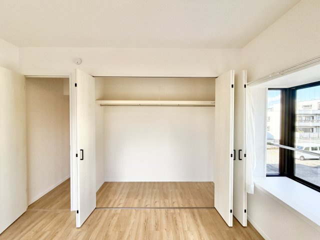 三旺マンション城山の収納|洋室②収納