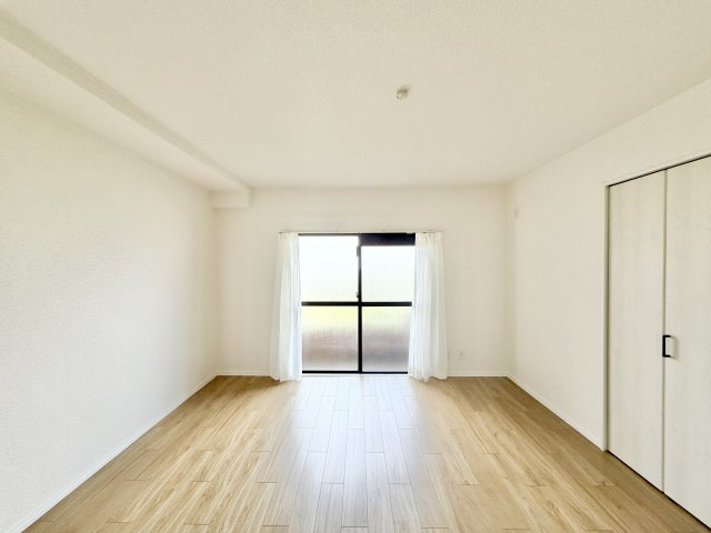 三旺マンション城山の洋室|洋室③