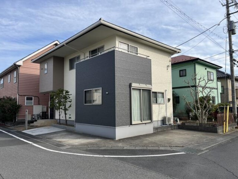 太田市 東長岡町（韮川駅） 2階建 ４ＬＤＫの外観