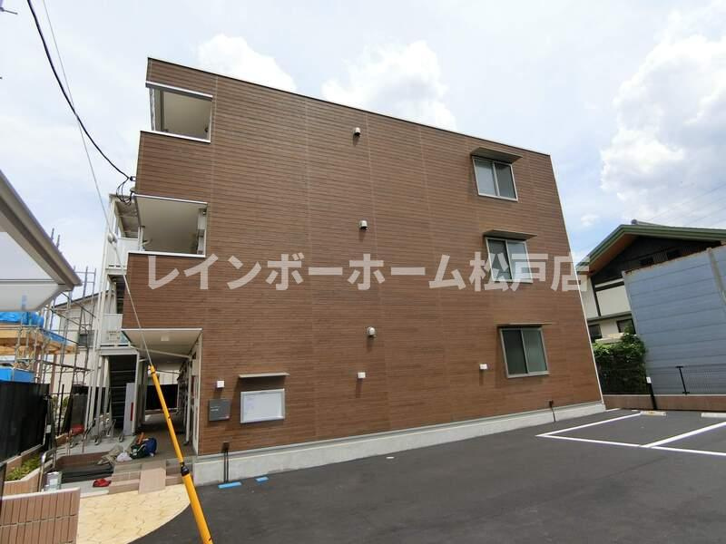 リブリ・氷川町