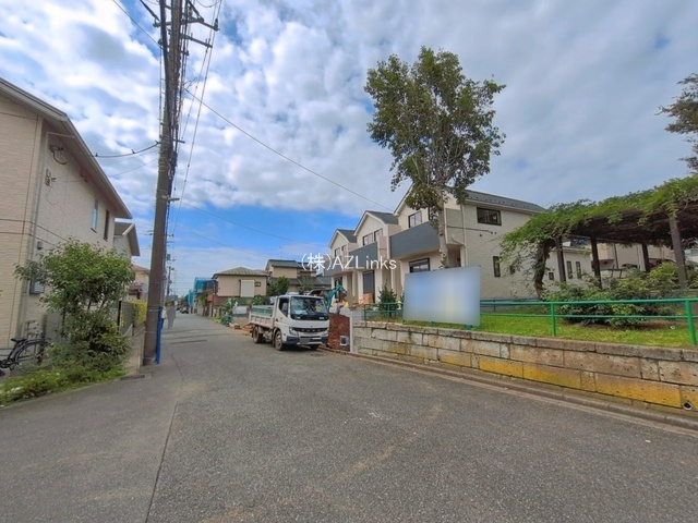 千葉市若葉区西都賀5丁目1382番の前面道路含む現地写真|9/25撮影