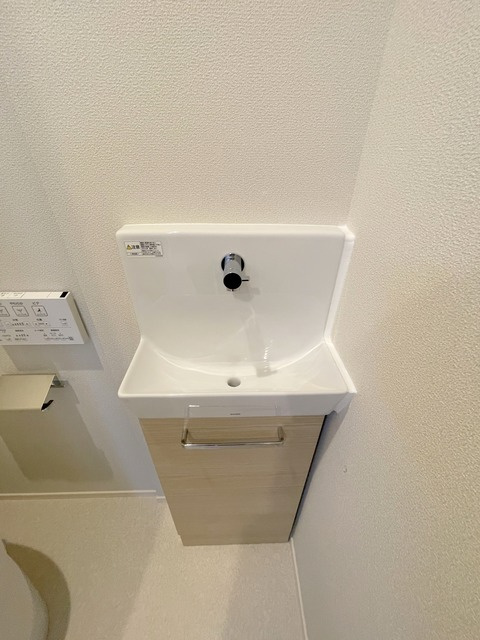 アルテア桃井のトイレ|★トイレに独立手洗い場★