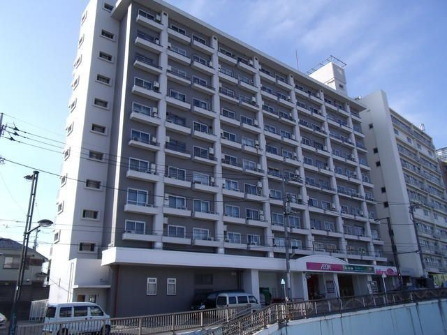 ハヤマビルの外観