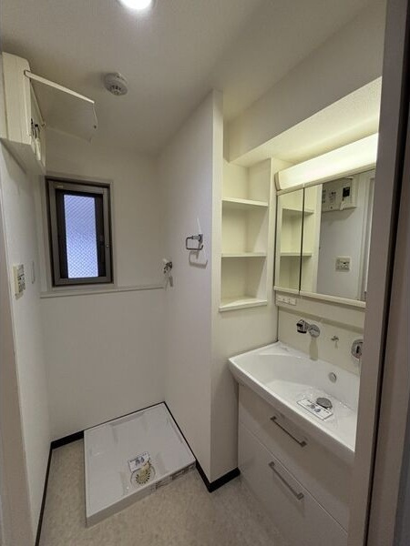La　casa　alba　dueの洗面所