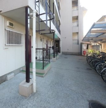 川崎市多摩区菅北浦２丁目の賃貸マンションのその他