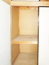 川崎市多摩区菅北浦２丁目の賃貸マンションの収納