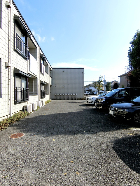 アイレックス・ヴィレッジの駐車場|★うれしい敷地内駐車場★