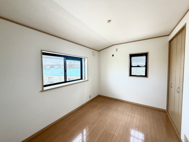 和歌山市有本　中古一戸建ての洋室