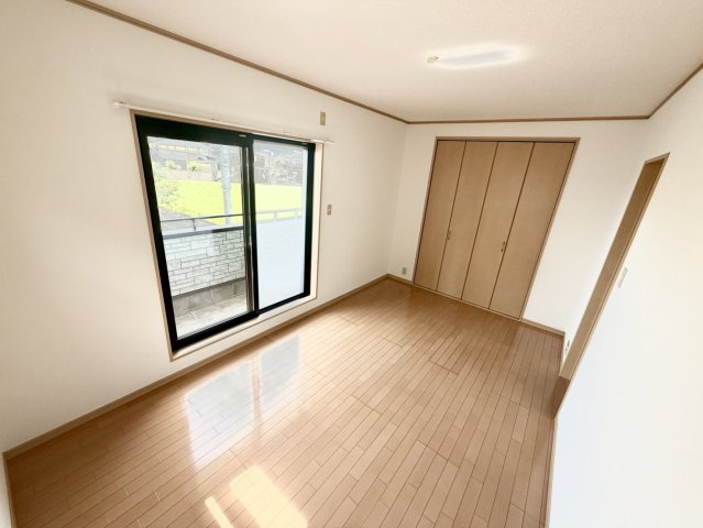 和歌山市有本　中古一戸建ての洋室