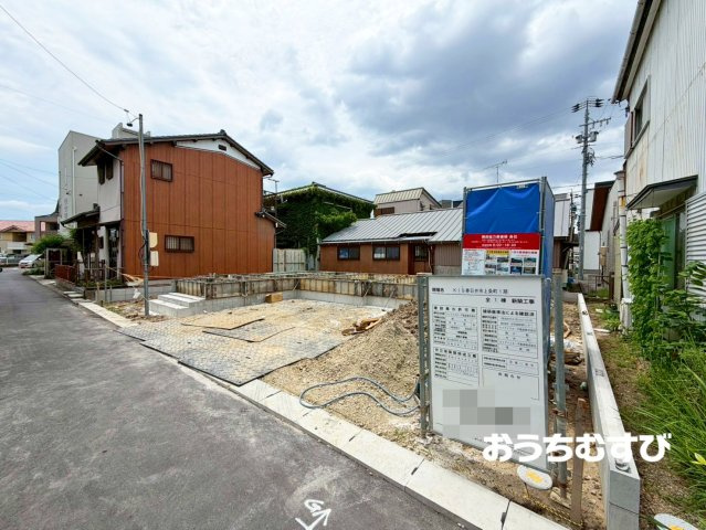 春日井市上条町1期(全1棟）の前面道路含む現地写真