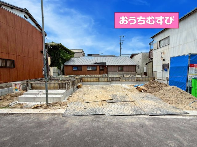 春日井市上条町1期(全1棟）の前面道路含む現地写真