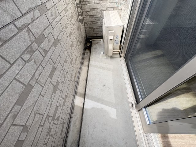 【バルコニー】アート吹田泉町