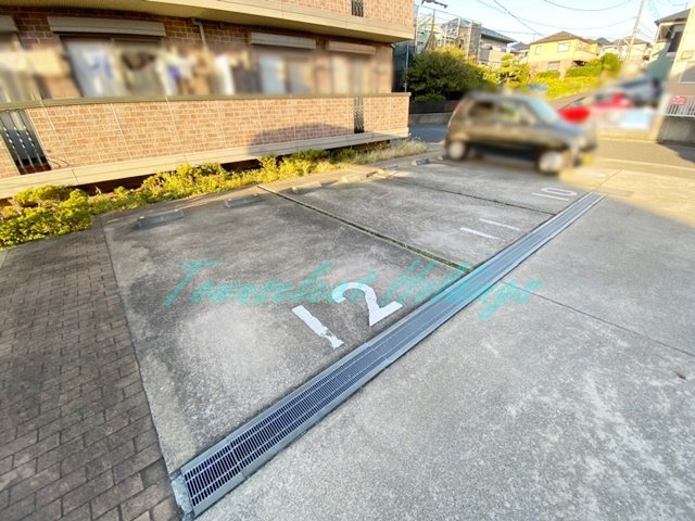 リビングタウン横須賀南Cのその他共用部分|駐車場あり♪
