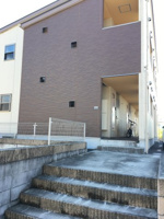 清潔なエントランスです