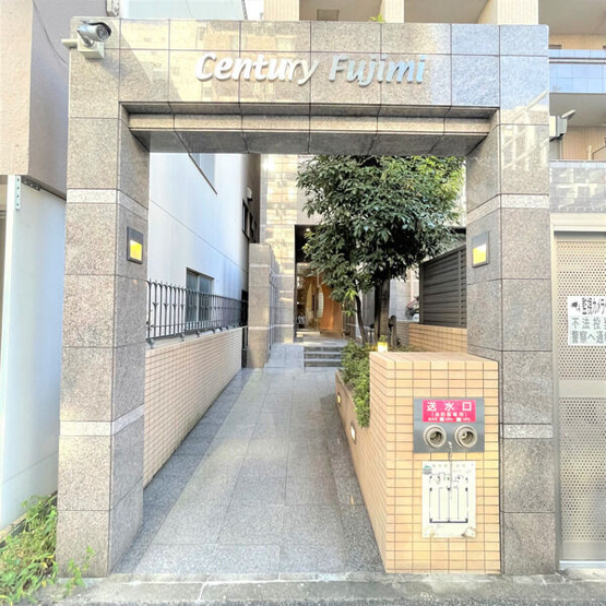 【エントランス】 | センチュリー富士見