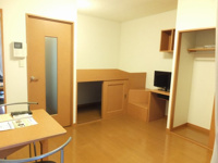 家具家電設置済みのお部屋です。