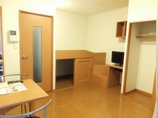 家具家電設置済みのお部屋です。