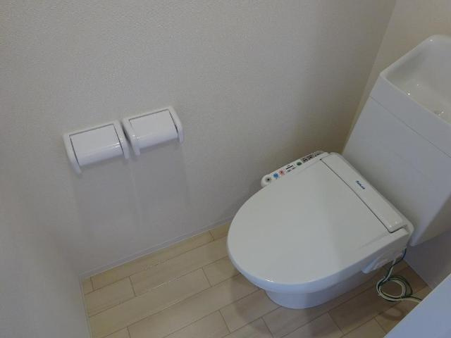 シャワー付トイレ