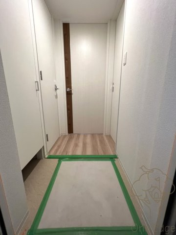 セレニテ天六リアンの玄関