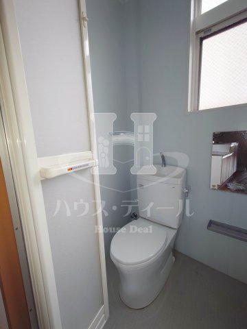 【トイレ】 | C&Tビル | ゆったりとした空間のトイレです