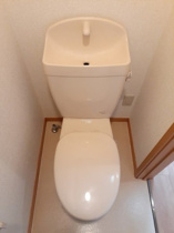 シンプルで使いやすいトイレです