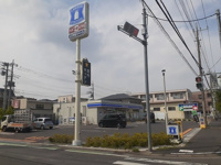 ローソンさいたま市立向小学校前まで260m