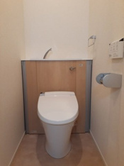 ゆったりとした空間のトイレです